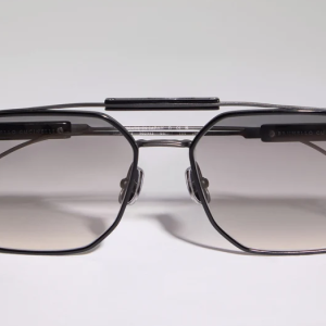 Squared titanium sunglasses