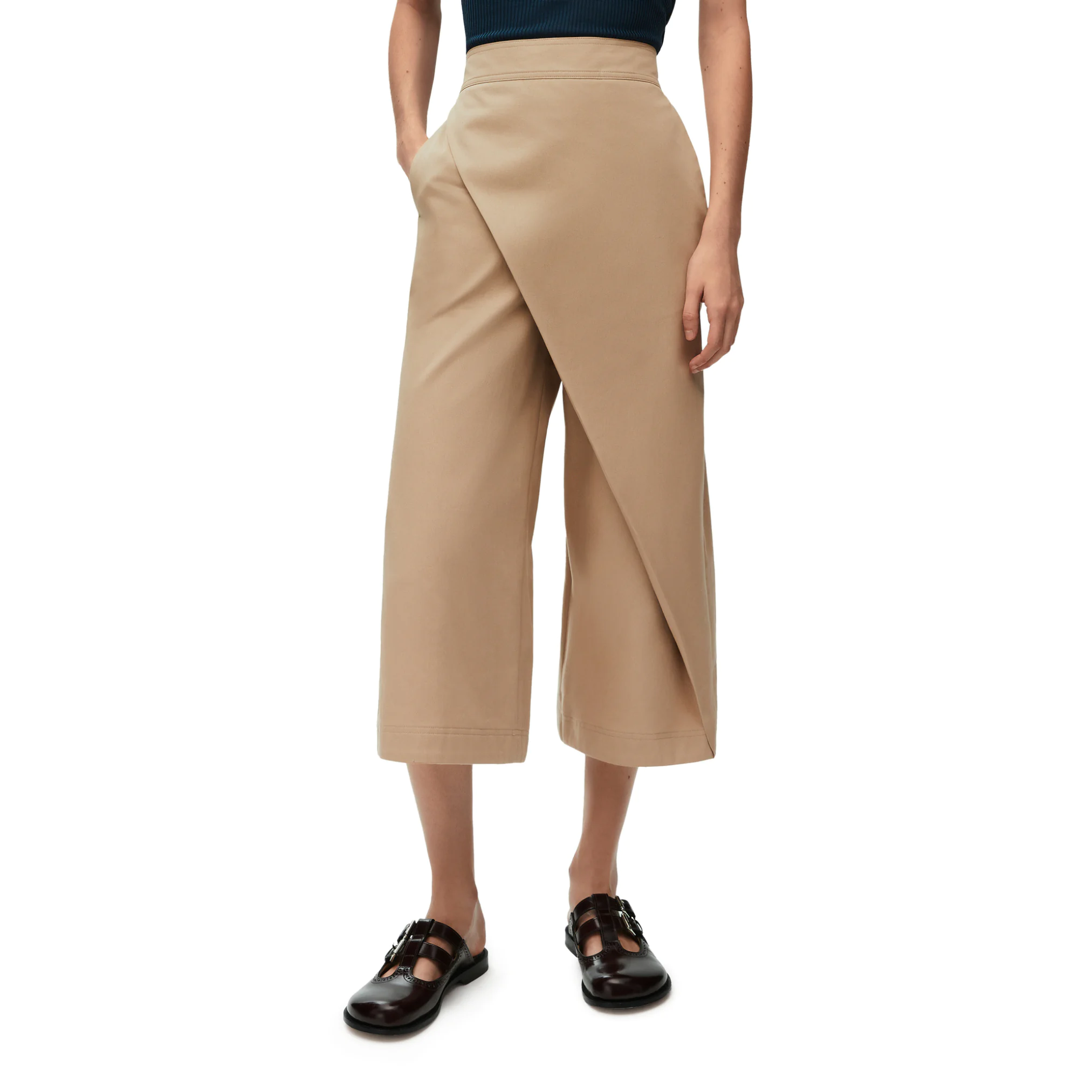 Cropped-wrap-trousers-in-cotton-8612795678940-Loewe-2
