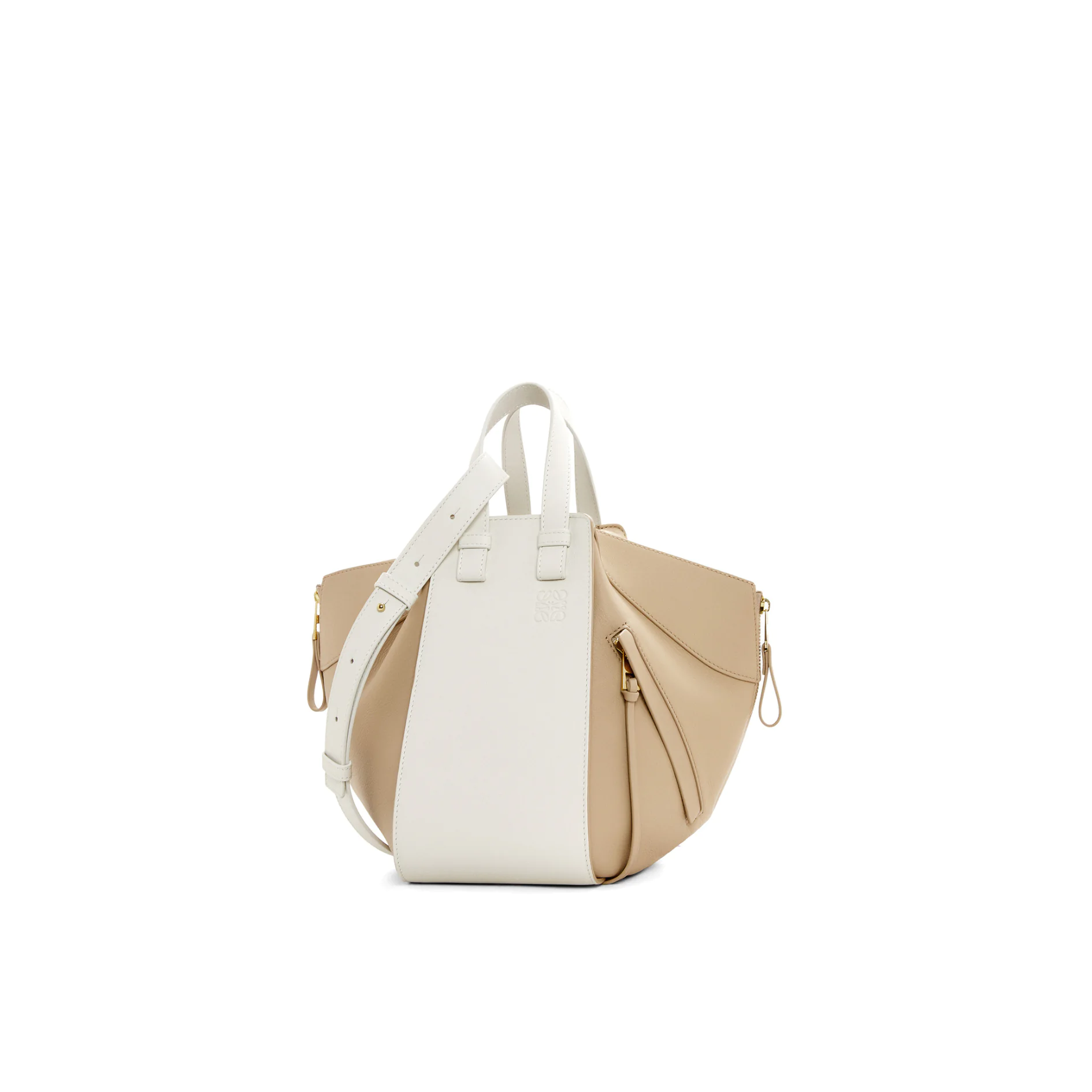 Small-Hammock-bag-in-classic-calfskin-8361288106204-Loewe-2