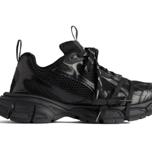 Women's 3xl Sneaker in Black